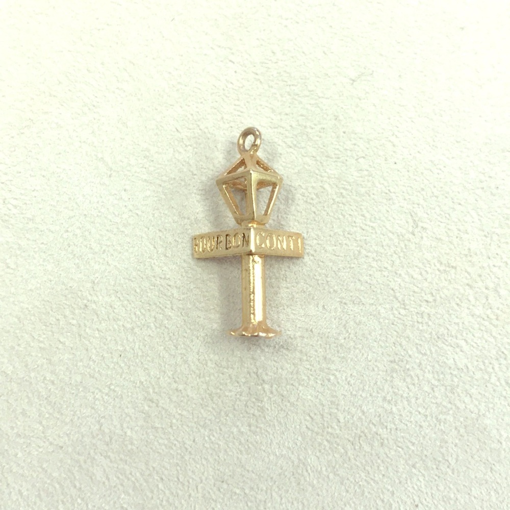 14k Yellow Gold Bourbon St. Sign Charm/Pendant